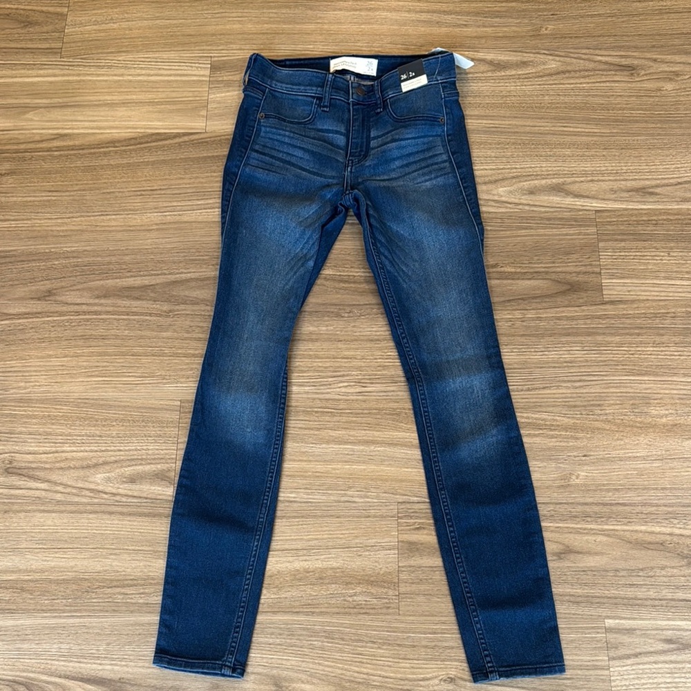 Abercrombie & Fitch Dark Blue Skinny Jeans